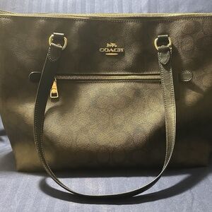 Coach F79609 Gallery Tote Shoulder Bag - Brown/Black